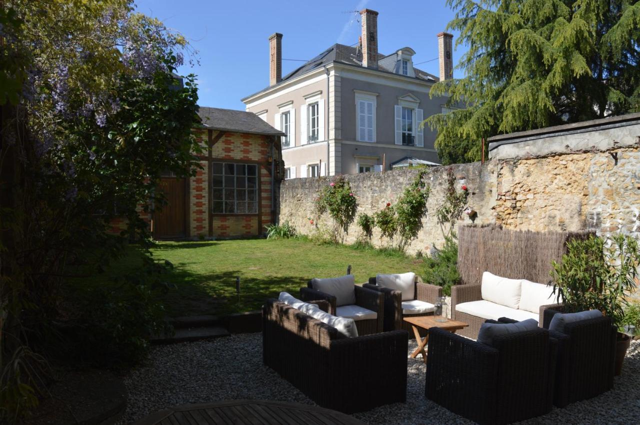 Chambre D'Hotes Les Ecuries Le Mans Exterior photo